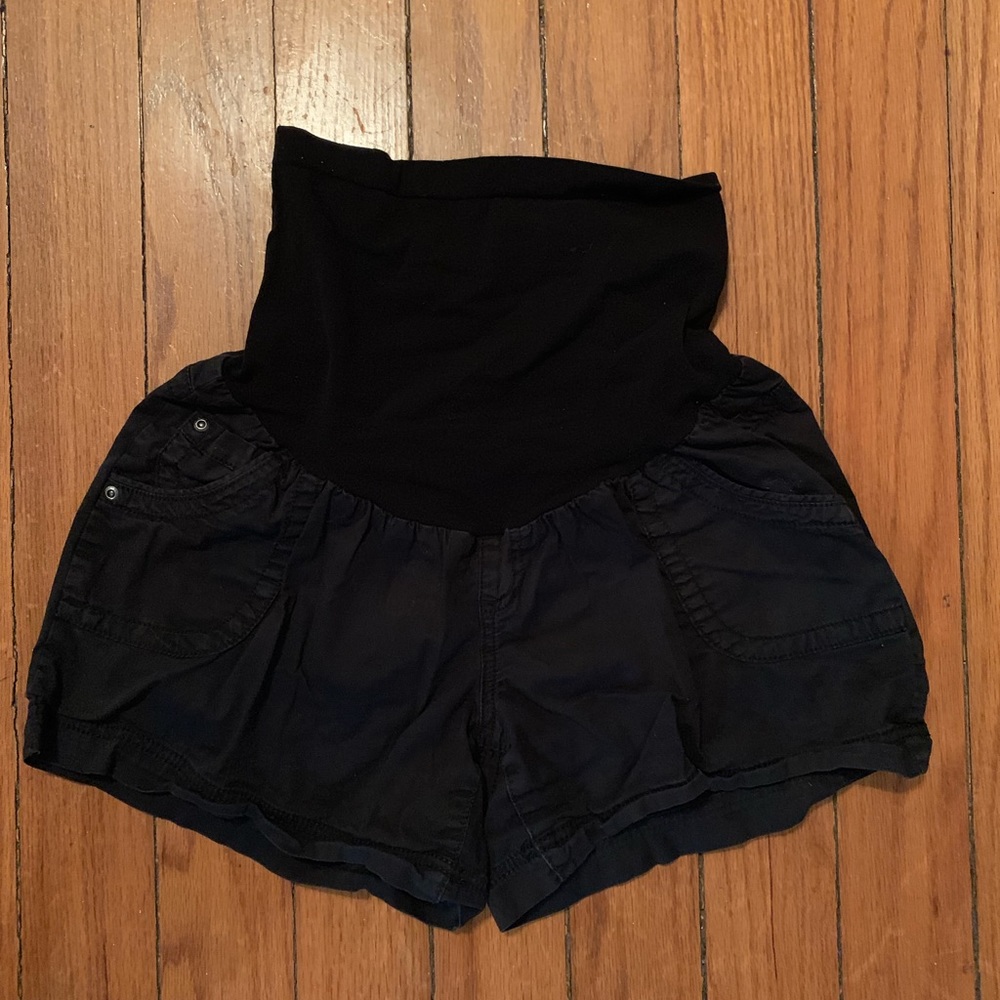 Maternity shorts